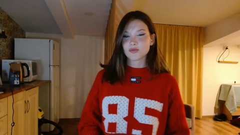 Media: bitter_moon Chaturbate 2023-10-10 20:20:00