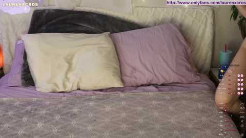 Media: laurenxcros Chaturbate 2023-10-10 21:17:00