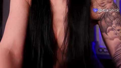 Media: miladenver Chaturbate 2023-10-10 11:09:00
