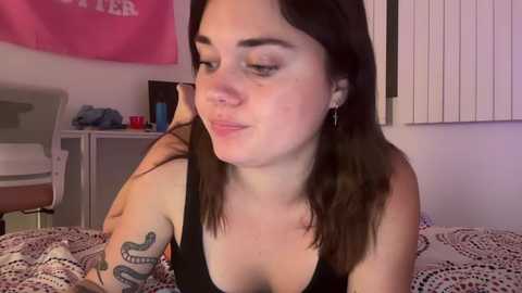 Media: queencassidyy Chaturbate 2023-10-10 06:52:00