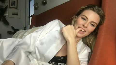 Media: themarilynm Chaturbate 2023-10-10 01:20:00