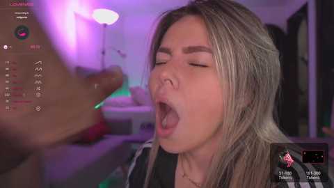 Media: xhxoxtxsxex Chaturbate 2023-10-10 11:18:00