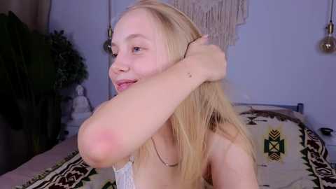 Media: appr0ved Chaturbate 2023-10-11 16:25:00