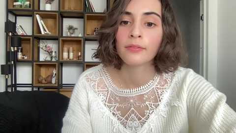 Media: wonderland_stia Chaturbate 2023-10-11 08:25:00