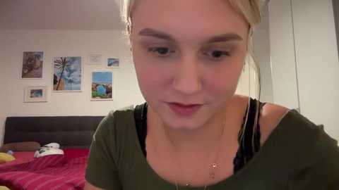Media: sarahsapling Chaturbate 2023-10-12 19:03:00