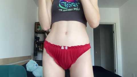 Media: wonderland_stia Chaturbate 2023-10-12 10:02:00