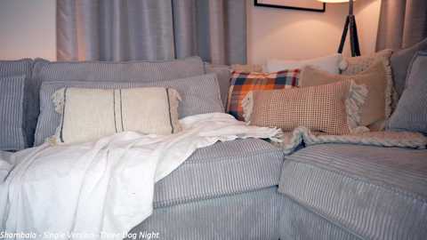 Media: x_lily_x Chaturbate 2023-10-12 00:00:00