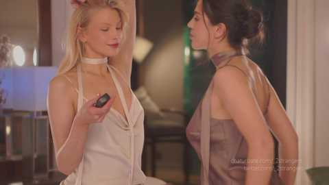 Media: _2strangers Chaturbate 2023-10-13 00:08:00