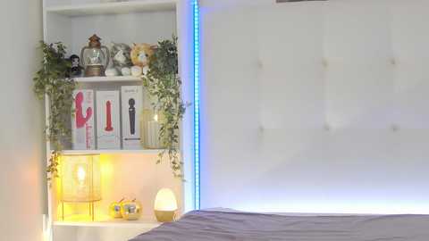 Media: chaturbabe__ Chaturbate 2023-10-13 14:50:00