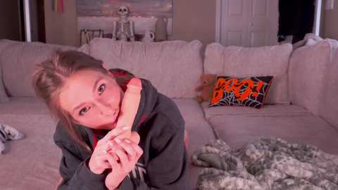Media: innocentprovenguilty Chaturbate 2023-10-13 18:39:00