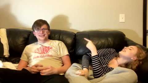 Media: waxman919398 Chaturbate 2023-10-13 07:49:00