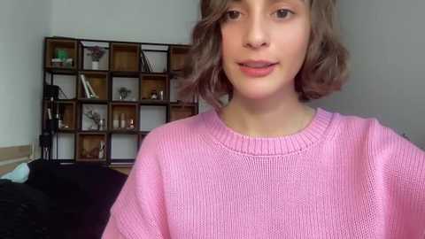 Media: wonderland_stia Chaturbate 2023-10-13 13:11:00