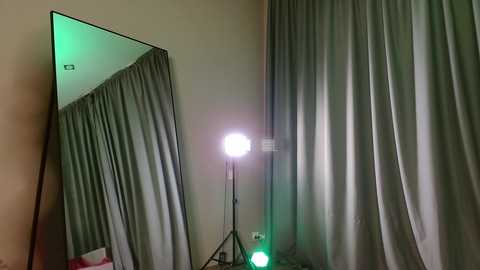 Media: _meganmeow_ Chaturbate 2023-10-14 00:02:00