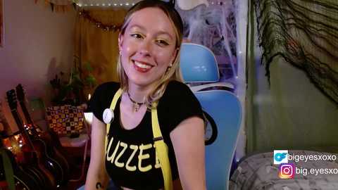Media: bigeyesxo Chaturbate 2023-10-14 01:08:00