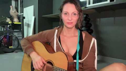 Media: kaileeshy Chaturbate 2023-10-14 04:33:00