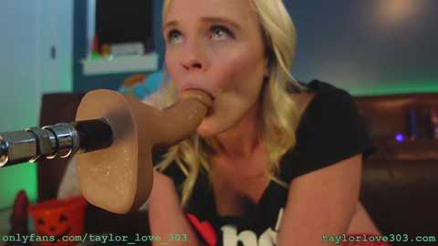 Media: taylor_love_303 Chaturbate 2023-10-14 18:50:00