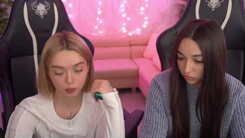 Media: anabel054 Chaturbate 2023-10-15 13:02:00