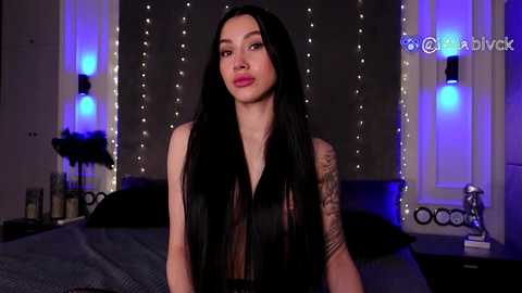 Media: miladenver Chaturbate 2023-10-15 10:23:00
