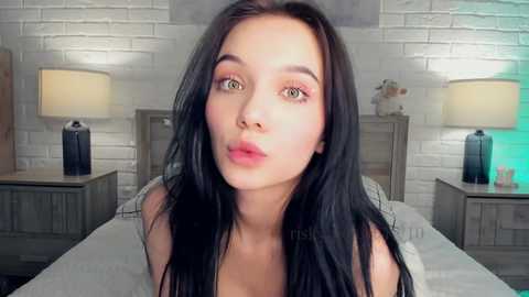 Media: riskyproject Chaturbate 2023-10-16 04:20:00