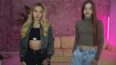 Media: anabel054 Chaturbate 2023-10-17 22:50:00