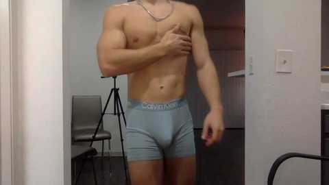 dndo21 @ chaturbate on 20231017