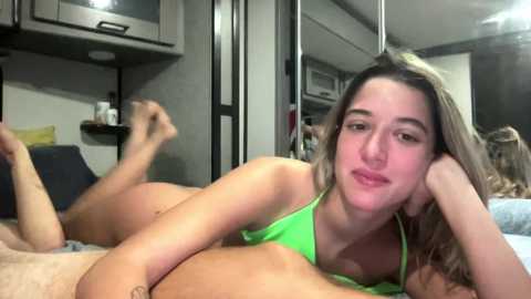 Media: innocentchurchgirl Chaturbate 2023-10-17 21:34:00