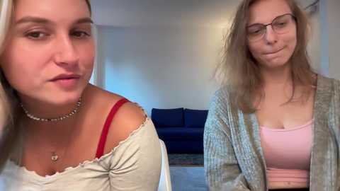 lillybambus @ chaturbate on 20231017