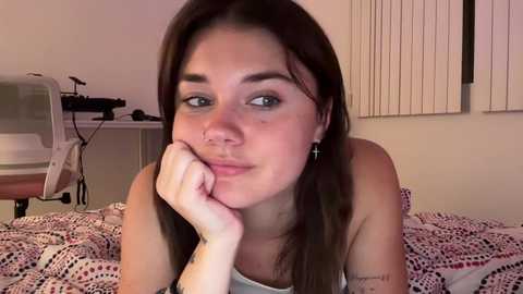 Media: queencassidyy Chaturbate 2023-10-17 06:46:00