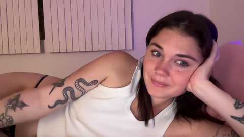 Media: queencassidyy Chaturbate 2023-10-17 07:30:00