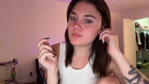 Media: queencassidyy Chaturbate 2023-10-17 07:52:00