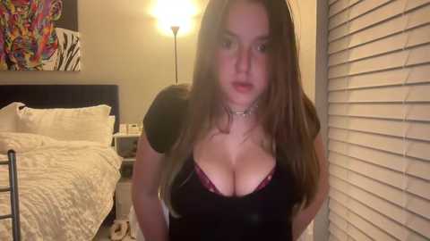 Media: emilytaylorxo Chaturbate 2023-10-18 04:18:00