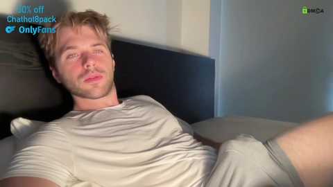 Media: hot8pack01 Chaturbate 2023-10-18 20:14:00