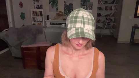 Media: kaileeshy Chaturbate 2023-10-18 04:25:00