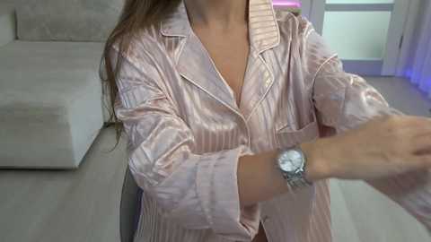 Media: kathariine Chaturbate 2023-10-18 08:18:00