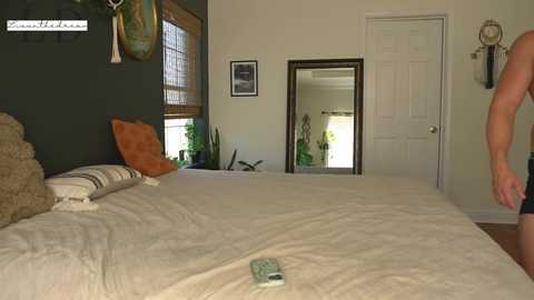 Media: livanddrew Chaturbate 2023-10-18 16:14:00