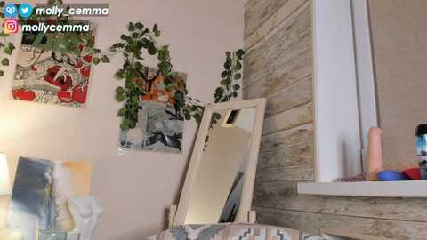 Media: mollycemma Chaturbate 2023-10-18 17:18:00