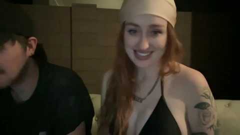 Media: seleneseven Chaturbate 2023-10-18 02:48:00