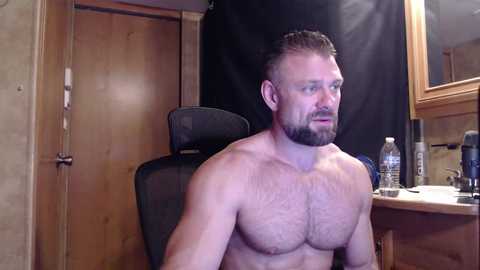 Media: 9fat_inches Chaturbate 2023-10-19 05:12:00
