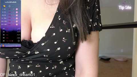 Media: alexa_dream Chaturbate 2023-10-19 20:17:00