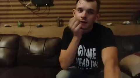 Media: ethansxxx Chaturbate 2023-10-19 01:57:00