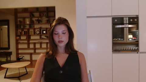 Media: bitter_moon Chaturbate 2023-10-20 18:29:00