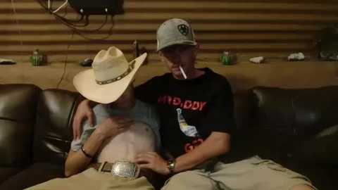 Media: ethansxxx Chaturbate 2023-10-20 03:15:00