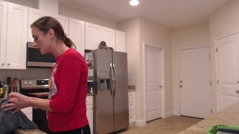 Media: holihurricane Chaturbate 2023-10-20 04:46:00