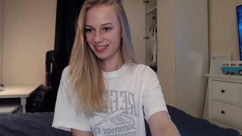 Media: magic_couple13 Chaturbate 2023-10-20 14:20:00