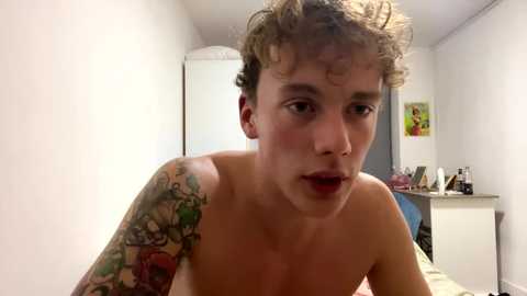 Media: mariasmith01 Chaturbate 2023-10-20 21:03:00