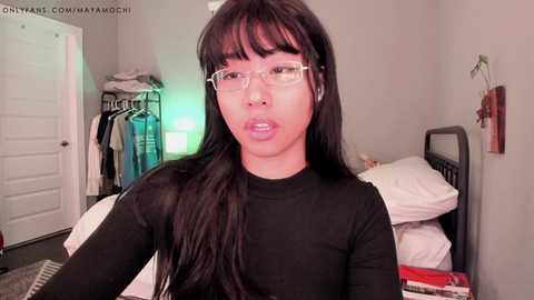 Media: mayamochi Chaturbate 2023-10-20 01:01:00
