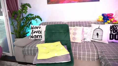 Media: sweety_rinushka_ Chaturbate 2023-10-20 16:49:00