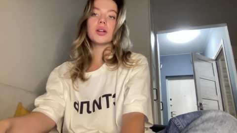 Media: angel_from_sky Chaturbate 2023-10-21 12:14:00