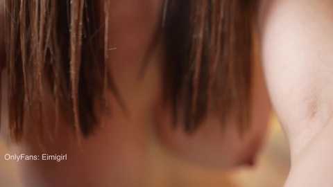 Media: emyii Chaturbate 2023-10-21 00:56:00