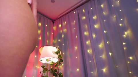 Media: helenmoors Chaturbate 2023-10-21 12:19:00